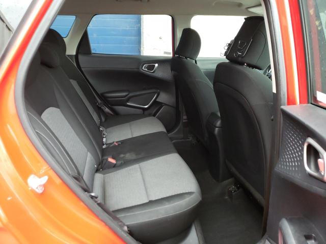 Photo 10 VIN: KNDJ23AU1M7772120 - KIA SOUL LX 