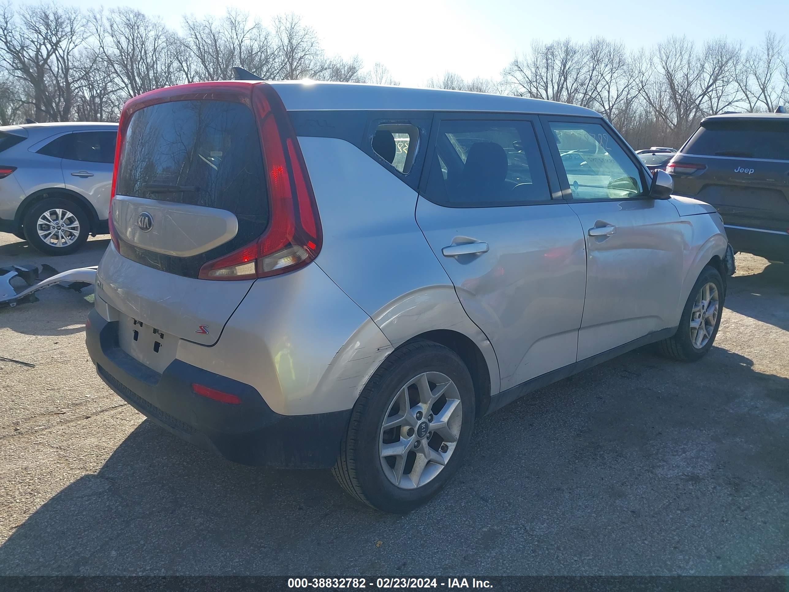 Photo 3 VIN: KNDJ23AU1M7775485 - KIA SOUL 