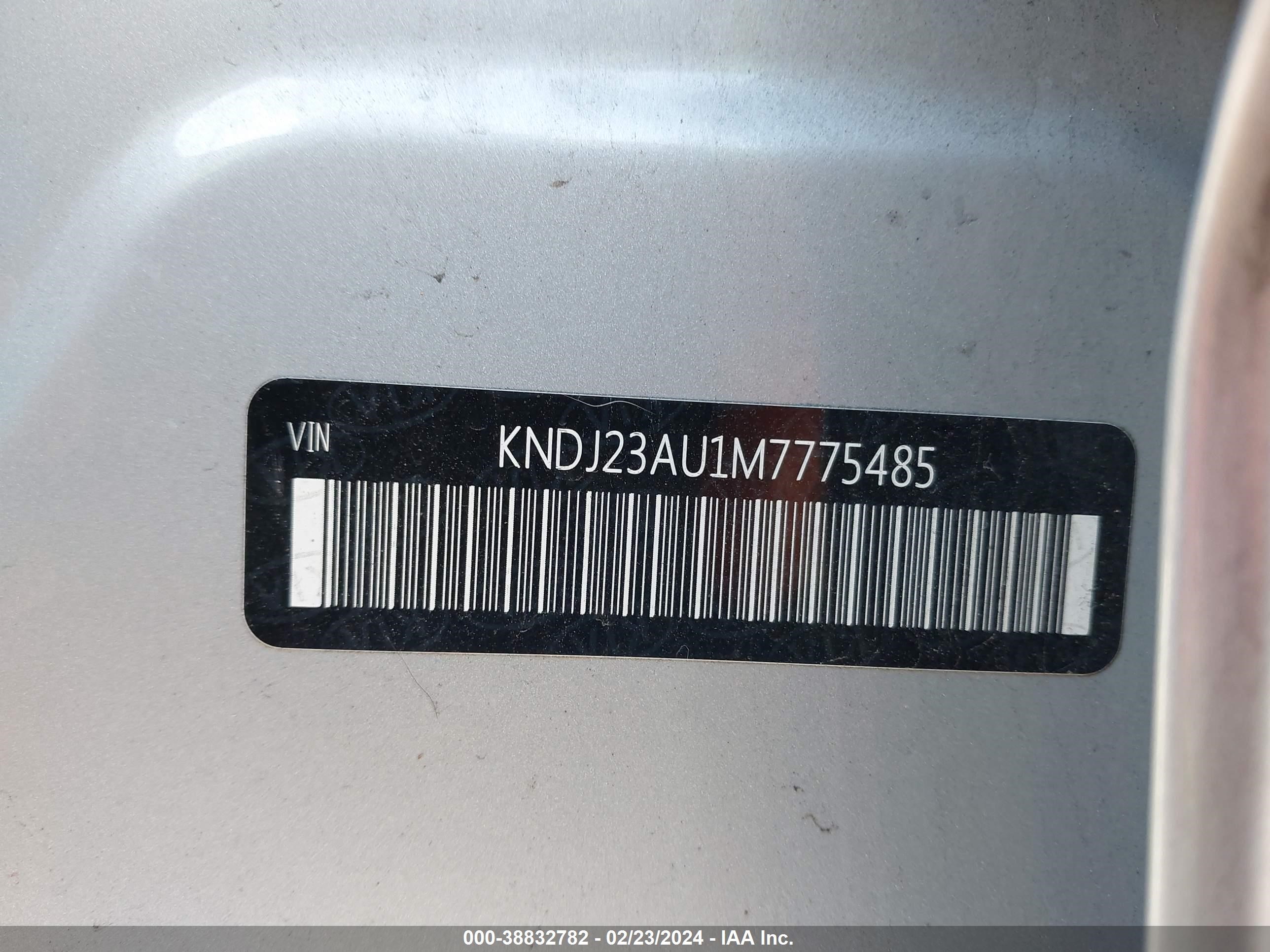 Photo 8 VIN: KNDJ23AU1M7775485 - KIA SOUL 