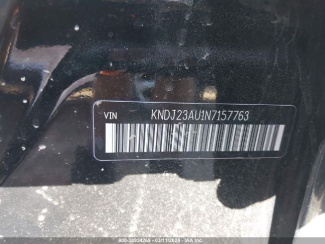 Photo 8 VIN: KNDJ23AU1N7157763 - KIA SOUL 