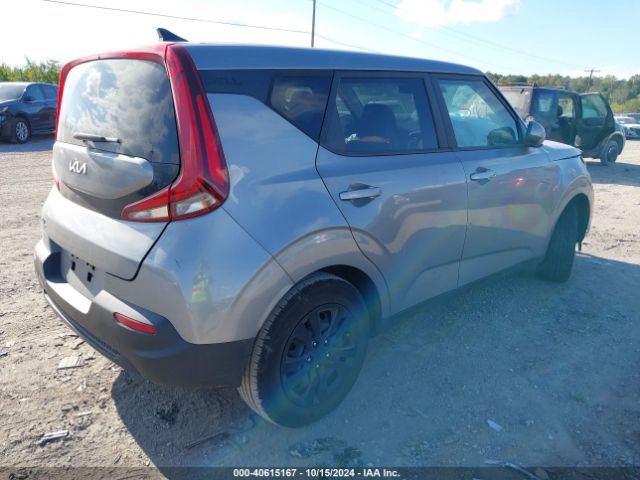 Photo 3 VIN: KNDJ23AU1N7806896 - KIA SOUL 