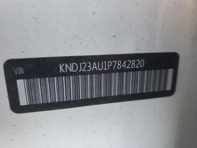 Photo 11 VIN: KNDJ23AU1P7842820 - KIA SOUL LX 