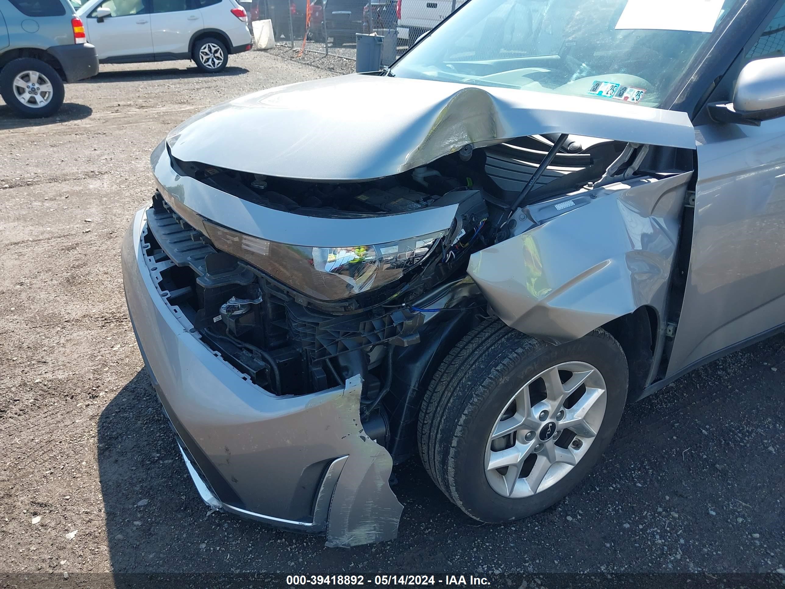 Photo 5 VIN: KNDJ23AU1P7869337 - KIA SOUL 