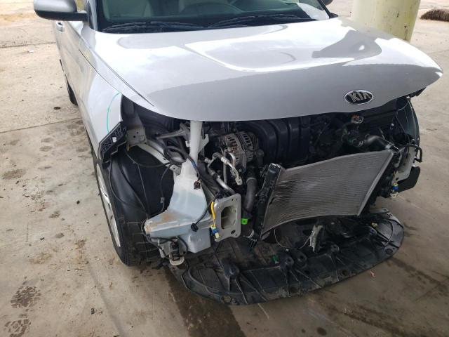 Photo 8 VIN: KNDJ23AU2L7035121 - KIA SOUL LX 