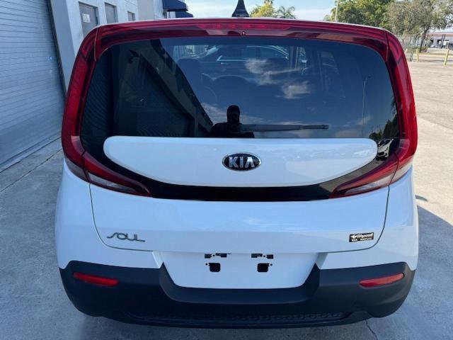 Photo 5 VIN: KNDJ23AU2L7718792 - KIA SOUL LX 