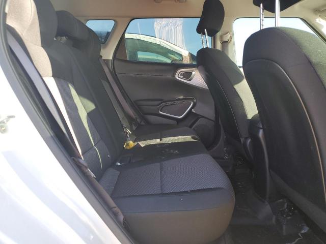 Photo 10 VIN: KNDJ23AU2L7727928 - KIA SOUL LX 