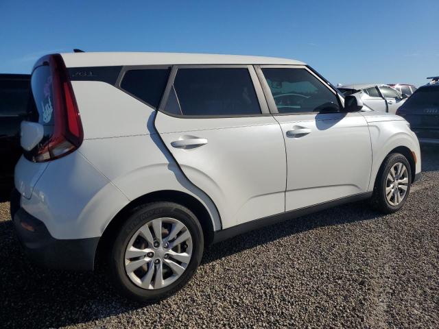 Photo 2 VIN: KNDJ23AU2L7727928 - KIA SOUL LX 