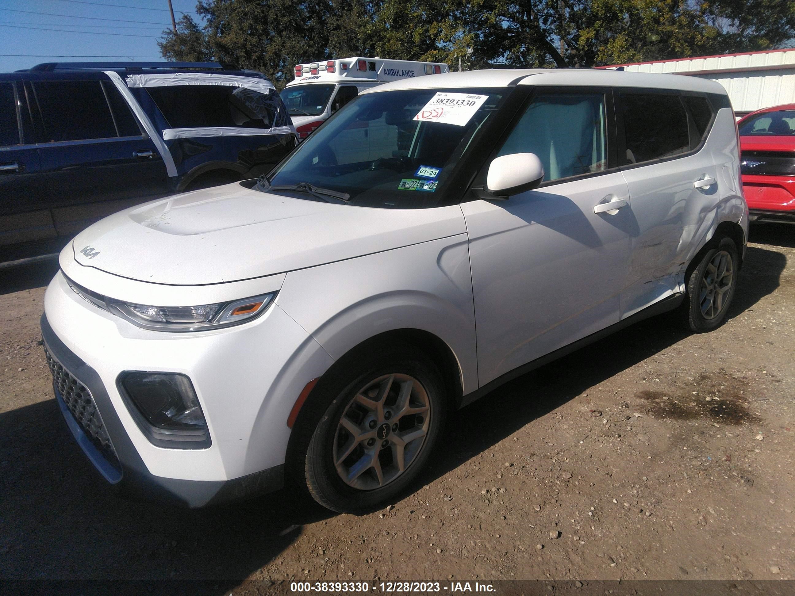 Photo 1 VIN: KNDJ23AU2N7163281 - KIA SOUL 