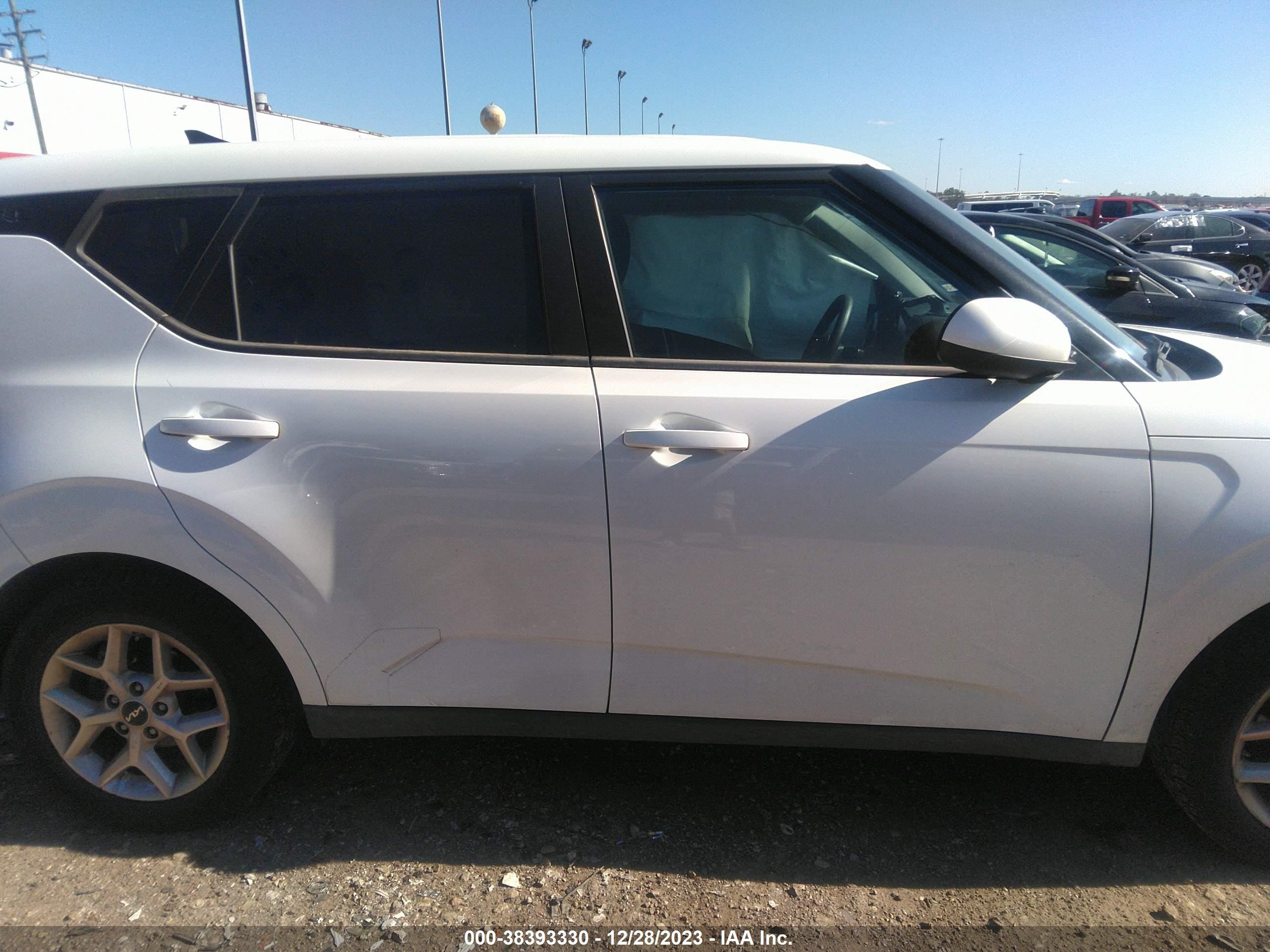 Photo 12 VIN: KNDJ23AU2N7163281 - KIA SOUL 