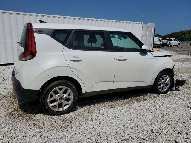 Photo 2 VIN: KNDJ23AU2N7165838 - KIA SOUL LX 