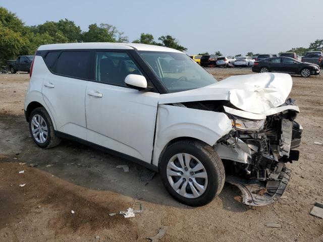 Photo 3 VIN: KNDJ23AU2N7813596 - KIA SOUL LX 