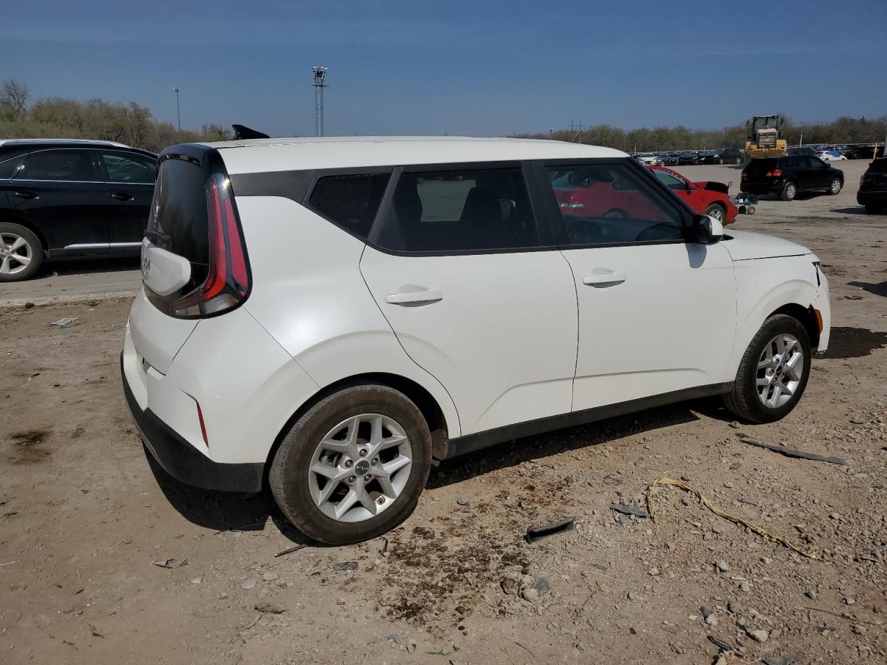 Photo 2 VIN: KNDJ23AU2P7866947 - KIA SOUL 