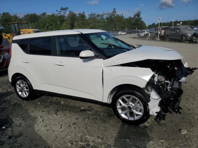 Photo 3 VIN: KNDJ23AU2R7920816 - KIA SOUL LX 