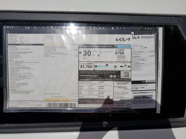 Photo 12 VIN: KNDJ23AU2S7249444 - KIA SOUL LX 