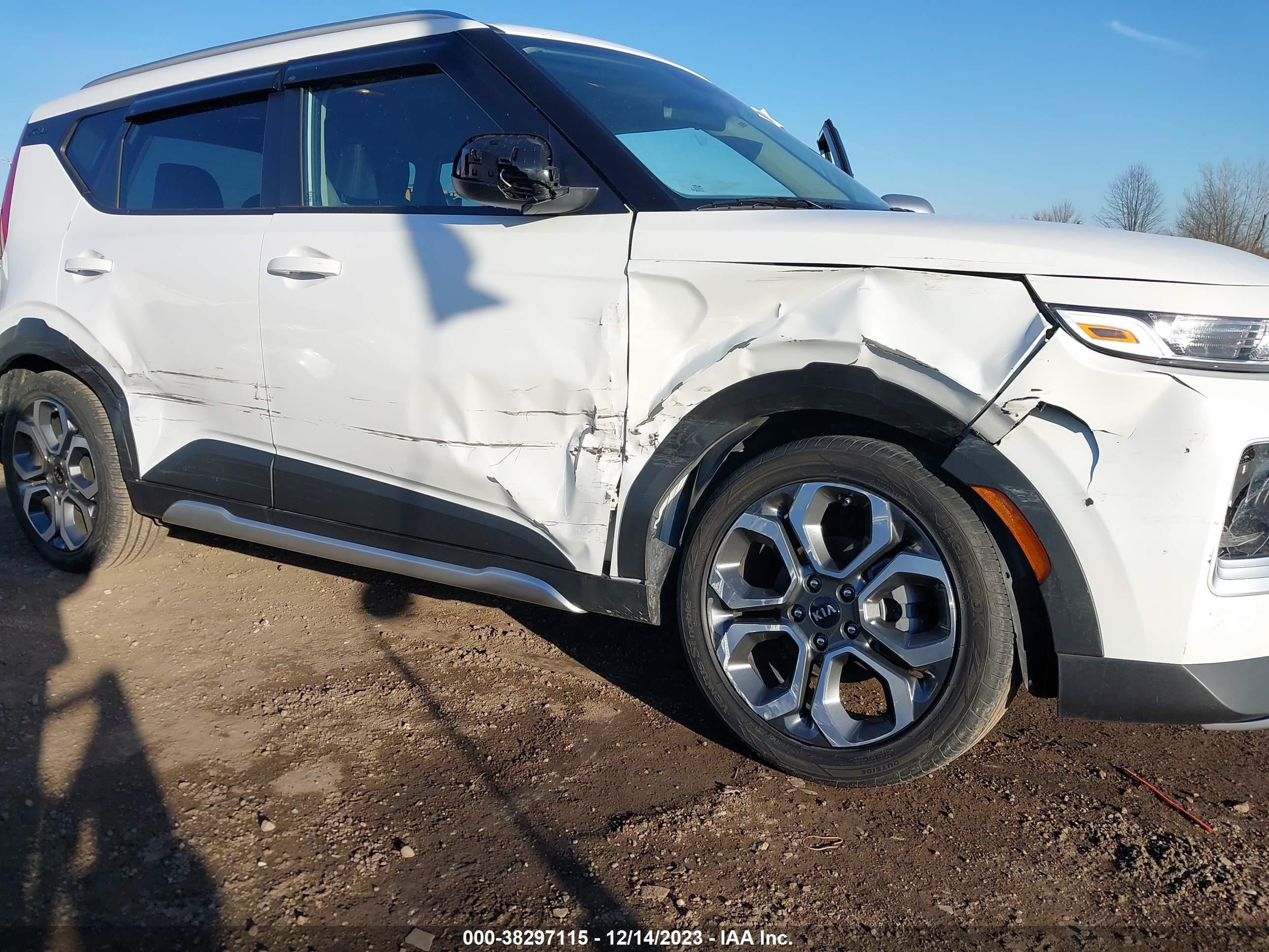 Photo 5 VIN: KNDJ23AU3L7030560 - KIA SOUL 