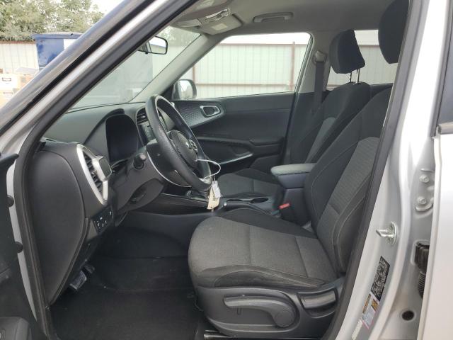 Photo 6 VIN: KNDJ23AU3L7040859 - KIA SOUL LX 