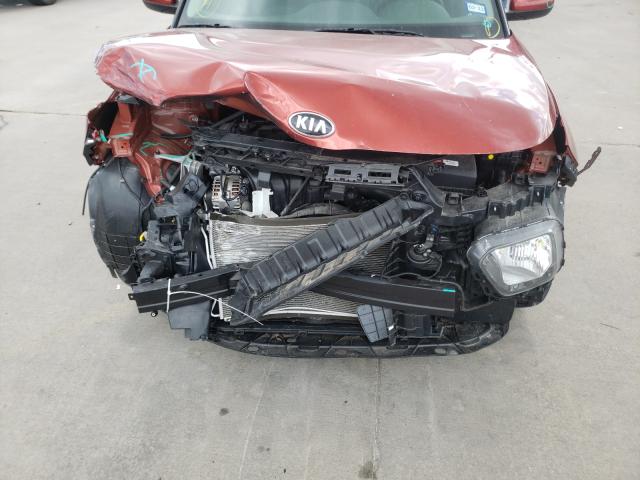 Photo 8 VIN: KNDJ23AU3L7117911 - KIA SOUL LX 