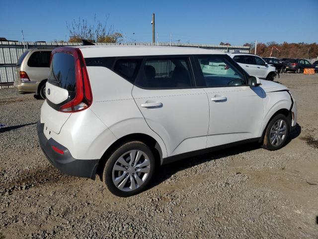 Photo 2 VIN: KNDJ23AU3L7711110 - KIA SOUL LX 