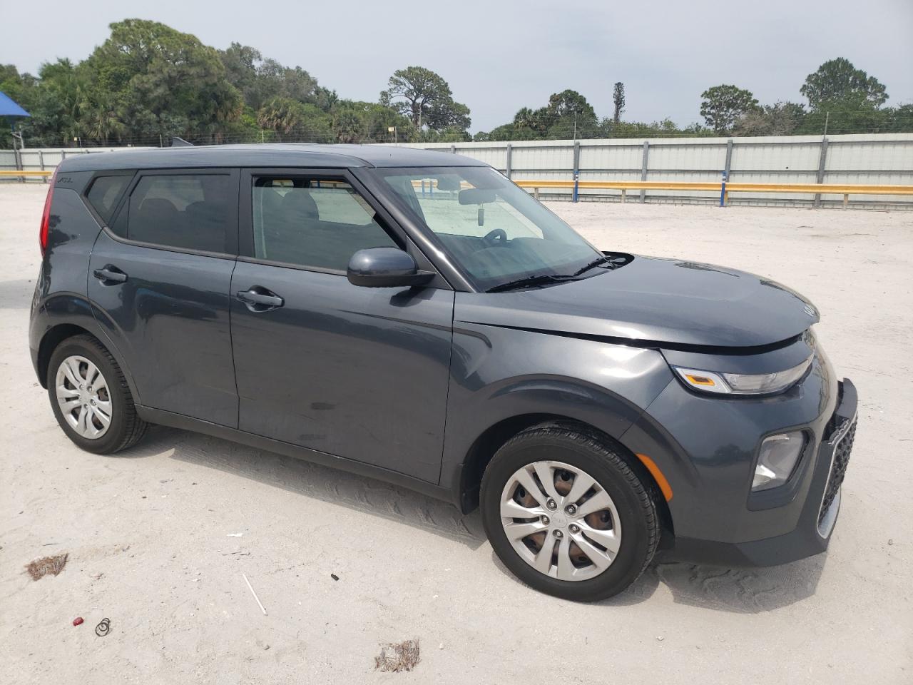 Photo 3 VIN: KNDJ23AU3N7821304 - KIA SOUL 