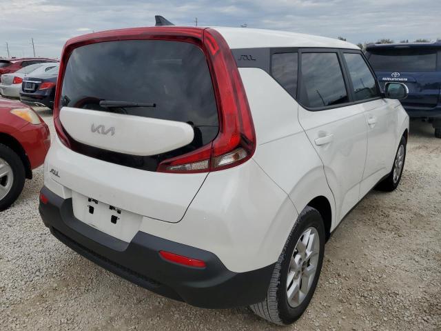 Photo 3 VIN: KNDJ23AU3N7829886 - KIA SOUL LX 