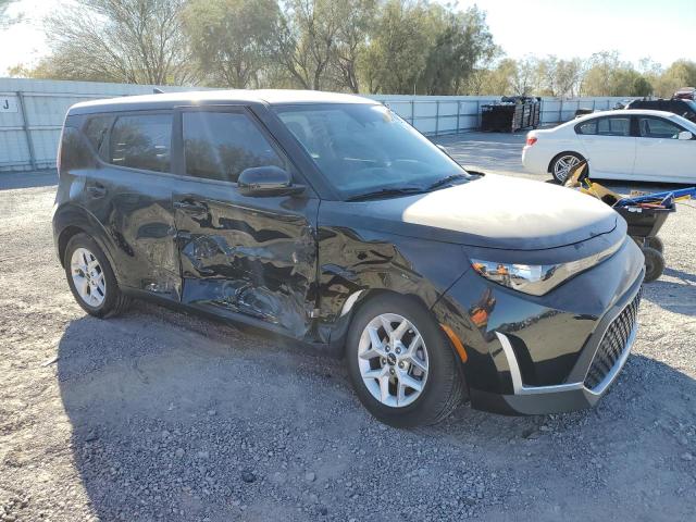 Photo 3 VIN: KNDJ23AU3P7842558 - KIA SOUL LX 