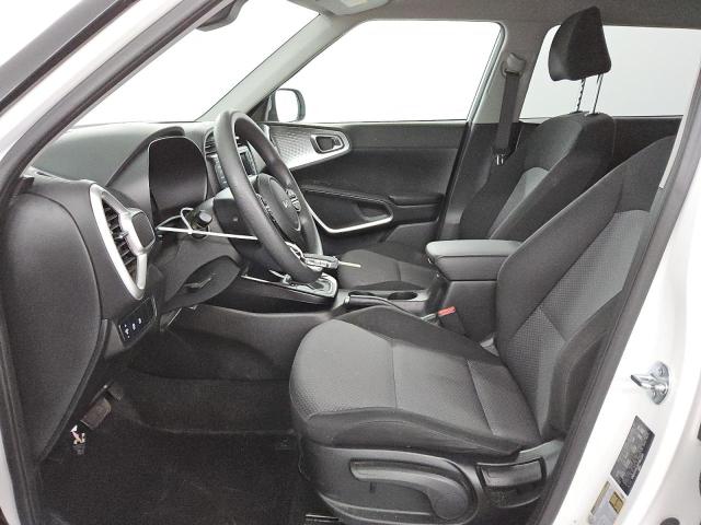 Photo 6 VIN: KNDJ23AU3P7861563 - KIA SOUL LX 