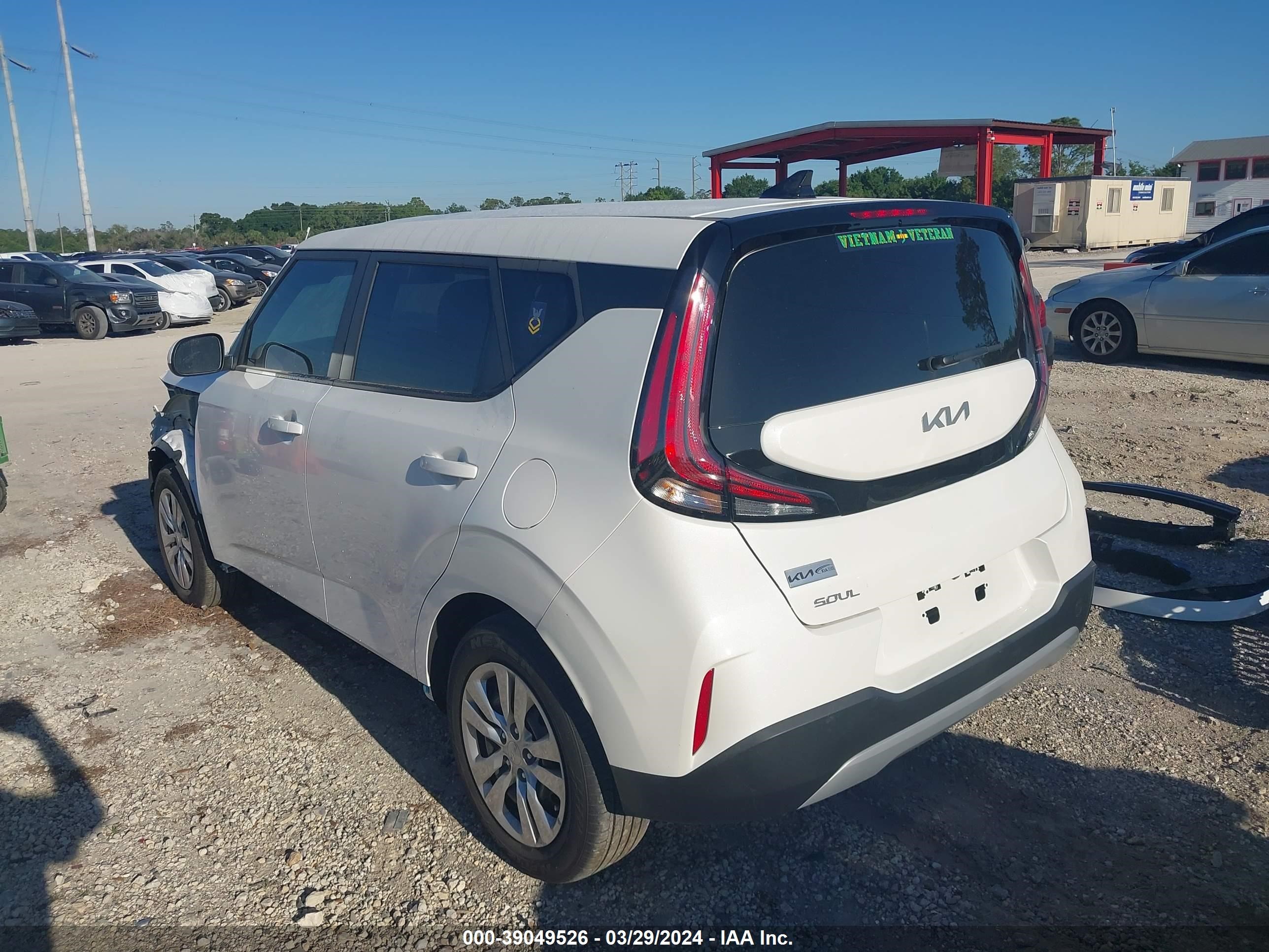 Photo 2 VIN: KNDJ23AU3P7875009 - KIA SOUL 