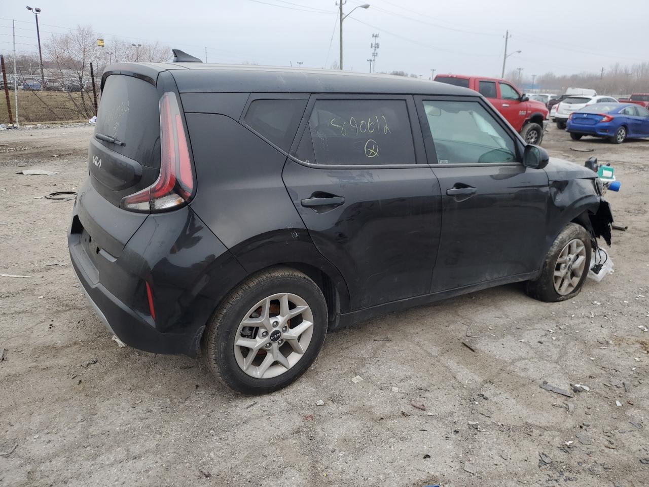 Photo 2 VIN: KNDJ23AU3P7890612 - KIA SOUL 