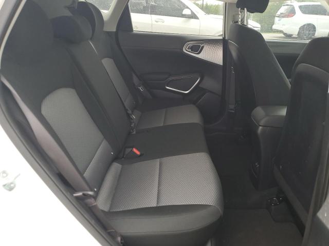 Photo 10 VIN: KNDJ23AU3P7893204 - KIA SOUL LX 