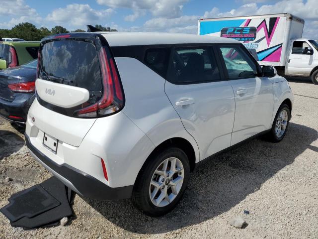 Photo 2 VIN: KNDJ23AU3R7911509 - KIA SOUL LX 