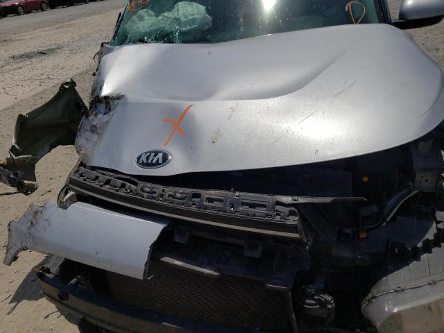 Photo 11 VIN: KNDJ23AU4L7001505 - KIA SOUL LX 