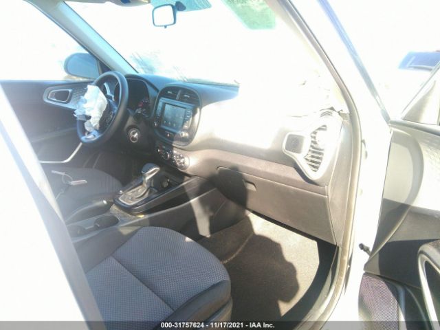 Photo 4 VIN: KNDJ23AU4L7710158 - KIA SOUL 