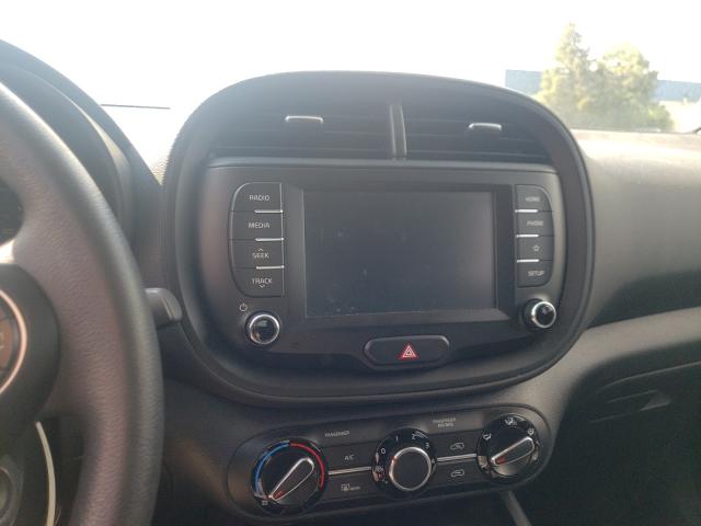 Photo 8 VIN: KNDJ23AU4L7716428 - KIA SOUL LX 