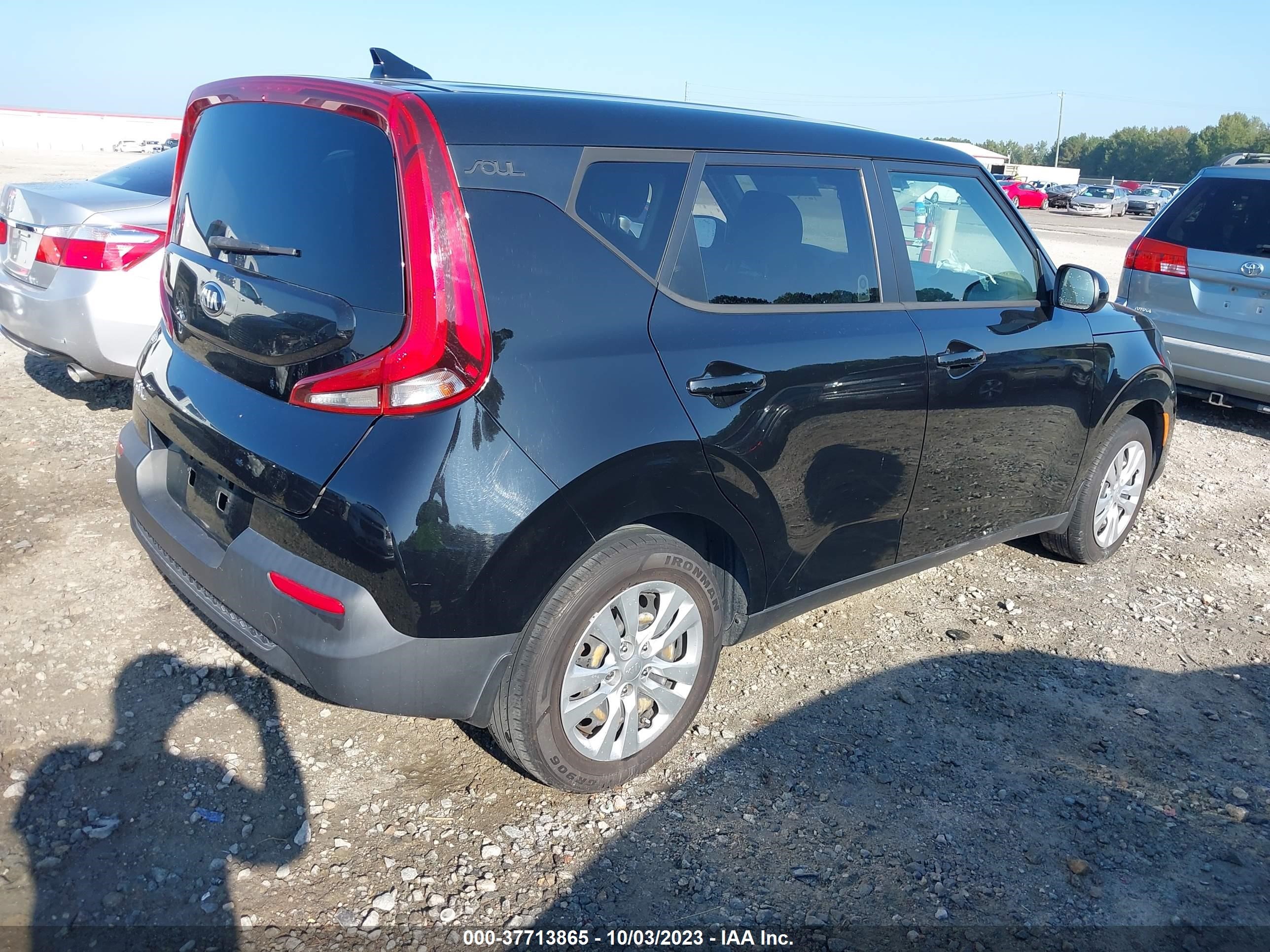 Photo 3 VIN: KNDJ23AU4L7727266 - KIA SOUL 