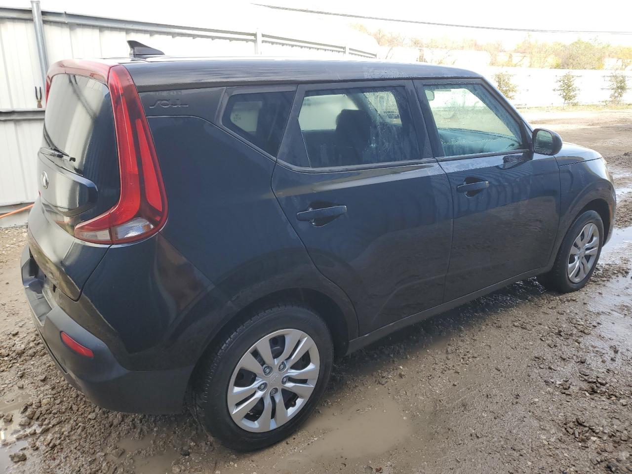 Photo 2 VIN: KNDJ23AU4L7735223 - KIA SOUL 