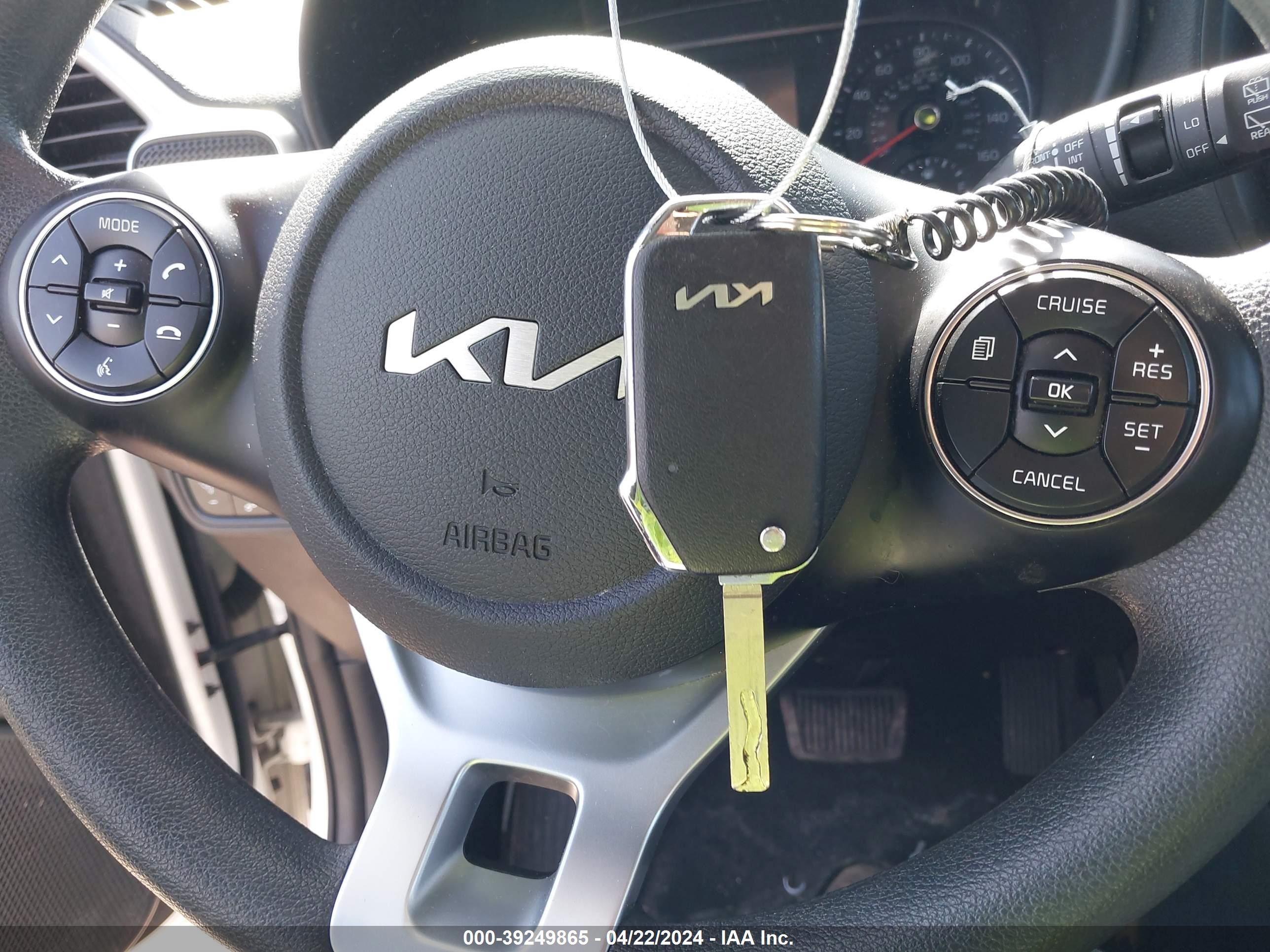 Photo 10 VIN: KNDJ23AU4N7168224 - KIA SOUL 