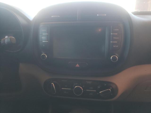 Photo 8 VIN: KNDJ23AU4N7822106 - KIA SOUL LX 