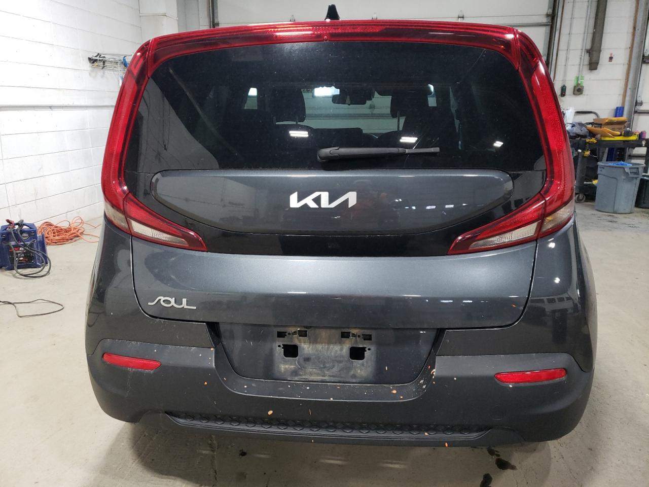 Photo 5 VIN: KNDJ23AU4N7828262 - KIA SOUL 