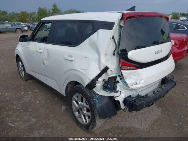 Photo 2 VIN: KNDJ23AU4N7834689 - KIA SOUL 