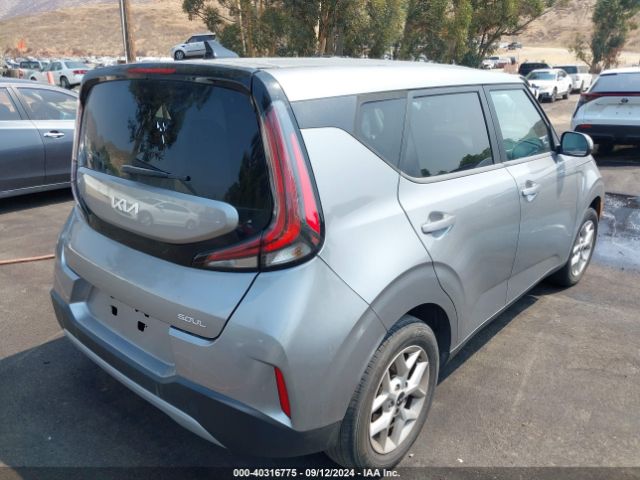 Photo 3 VIN: KNDJ23AU4P7848143 - KIA SOUL 