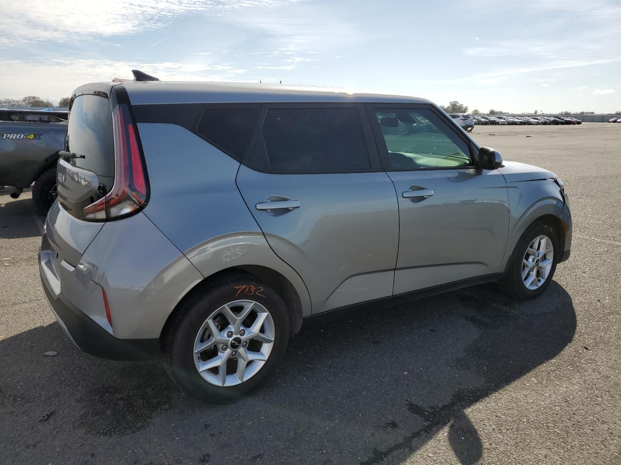 Photo 2 VIN: KNDJ23AU4P7853231 - KIA SOUL 