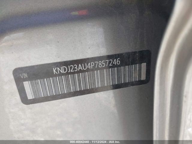 Photo 8 VIN: KNDJ23AU4P7857246 - KIA SOUL 