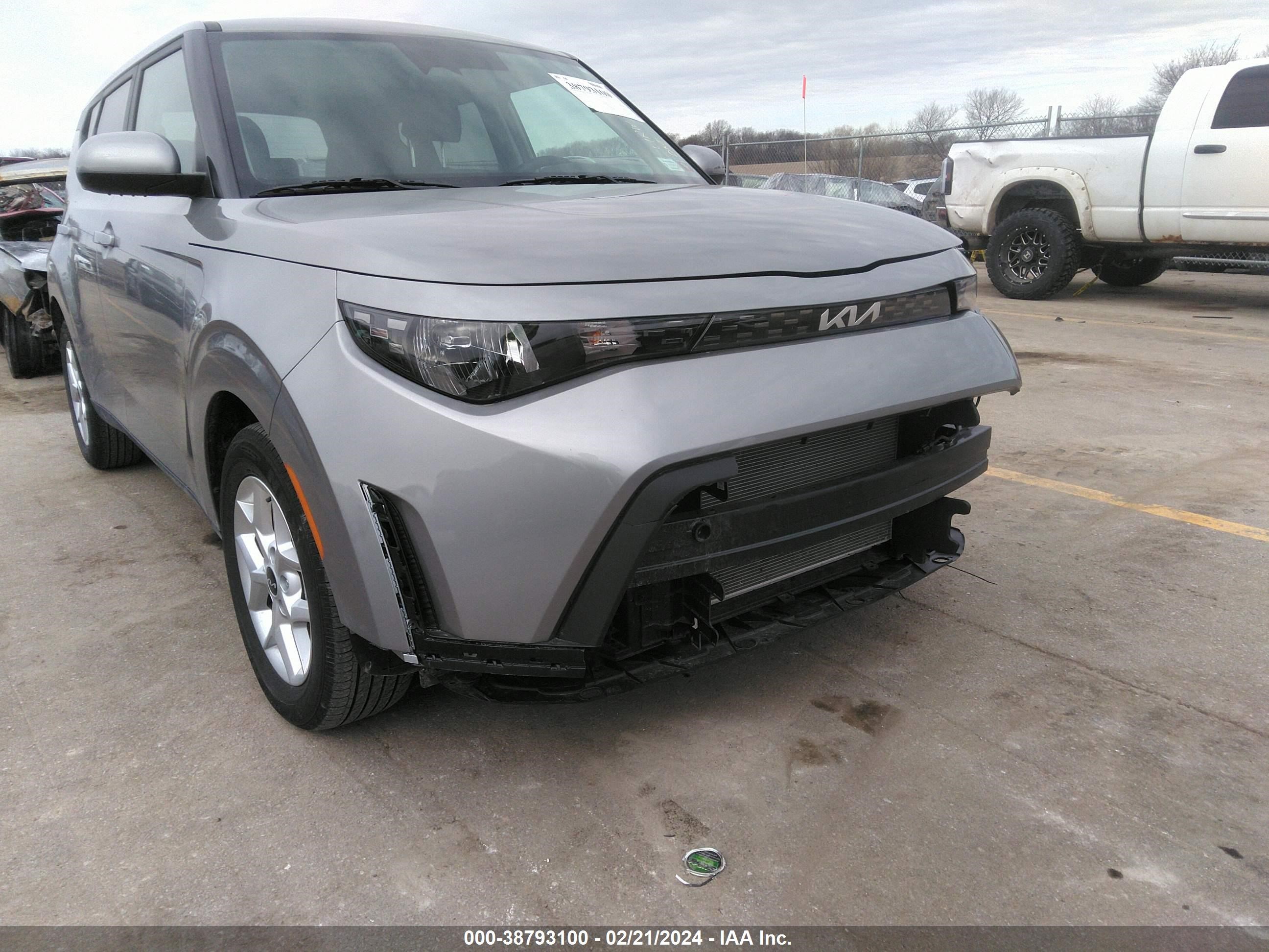 Photo 16 VIN: KNDJ23AU4P7884267 - KIA SOUL 