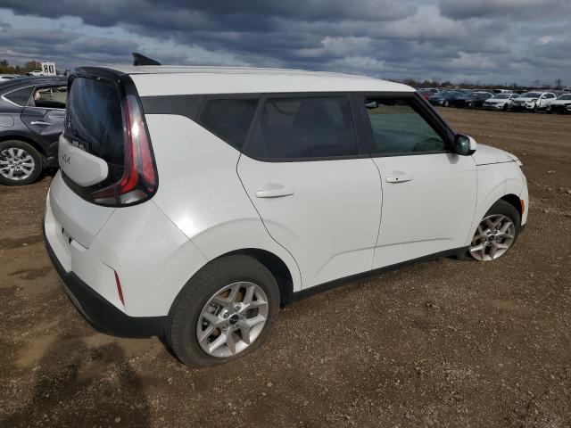 Photo 2 VIN: KNDJ23AU4R7235104 - KIA SOUL LX 