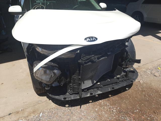 Photo 8 VIN: KNDJ23AU5L7715014 - KIA SOUL LX 