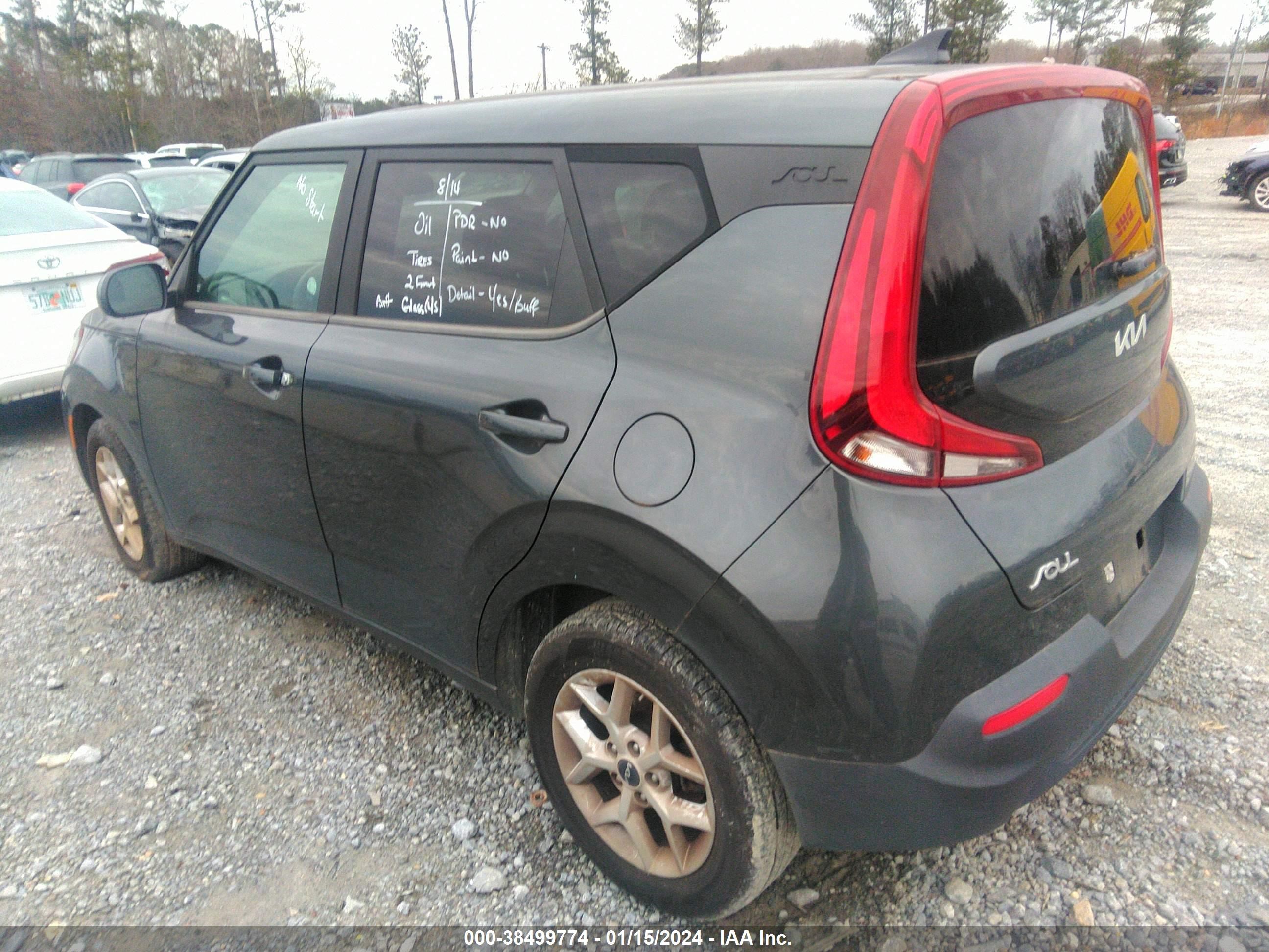 Photo 2 VIN: KNDJ23AU5N7810529 - KIA SOUL 