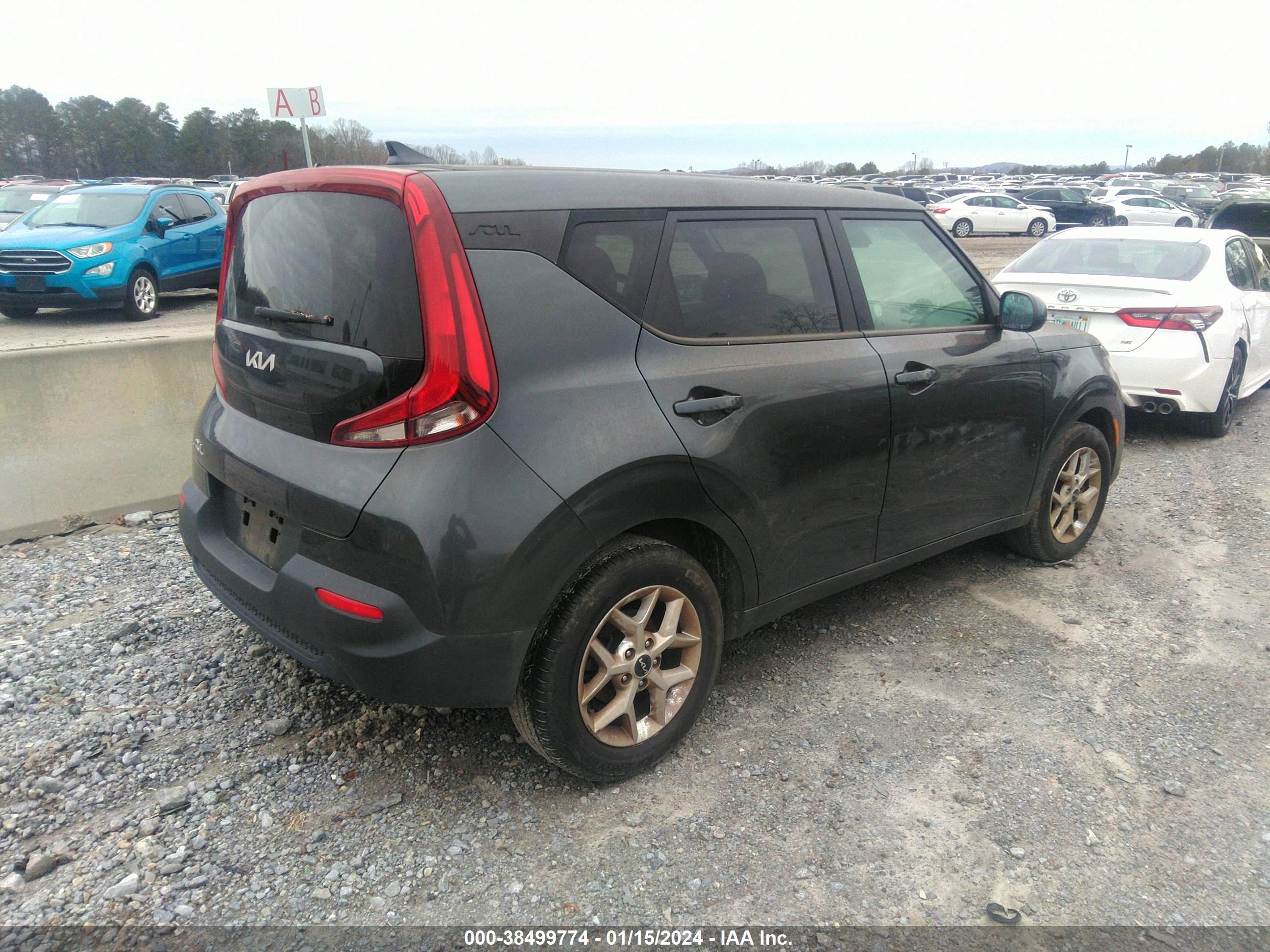 Photo 3 VIN: KNDJ23AU5N7810529 - KIA SOUL 