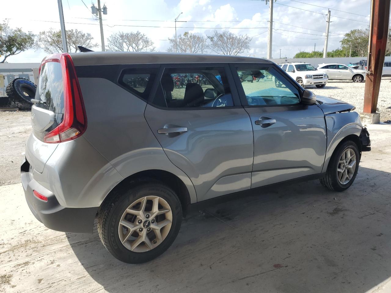 Photo 2 VIN: KNDJ23AU5N7814516 - KIA SOUL 