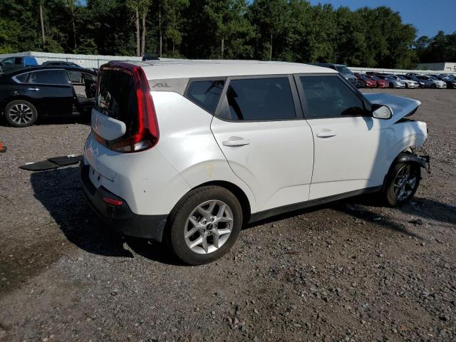 Photo 2 VIN: KNDJ23AU5N7829887 - KIA SOUL LX 