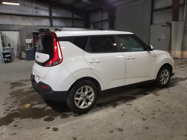 Photo 2 VIN: KNDJ23AU5N7832711 - KIA SOUL LX 